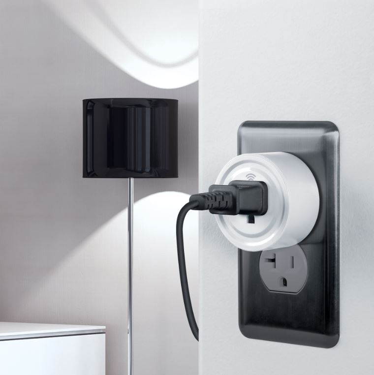 Geeni Spot Wi-Fi Smart Plug / Amazon Alexa / Google Assistant / Microsoft Cortana Compatible / No Hub Required