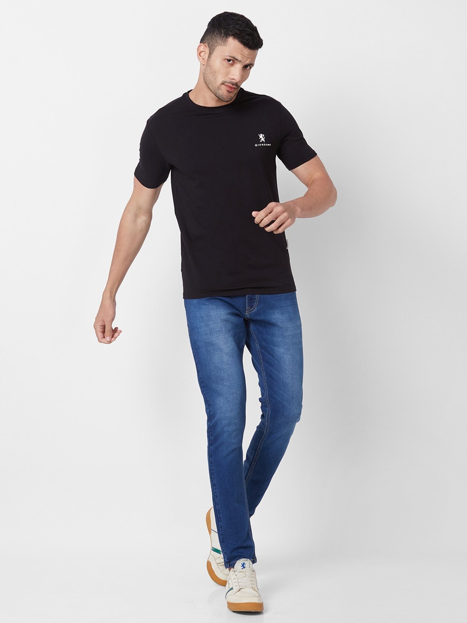 Giordano Black Cotton Slim Fit T-Shirt