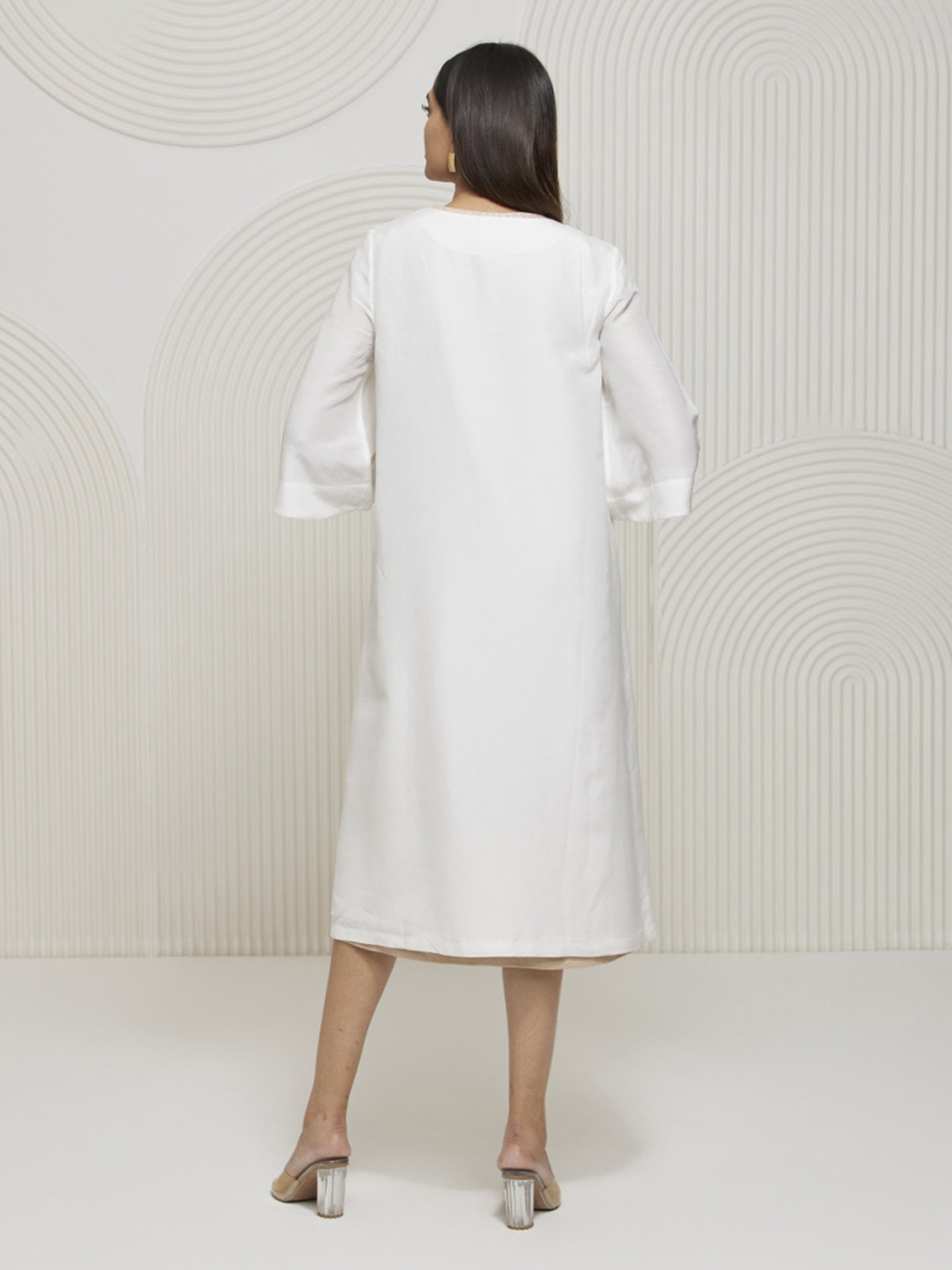 Artagai Off White Long Shrug with Embroidery