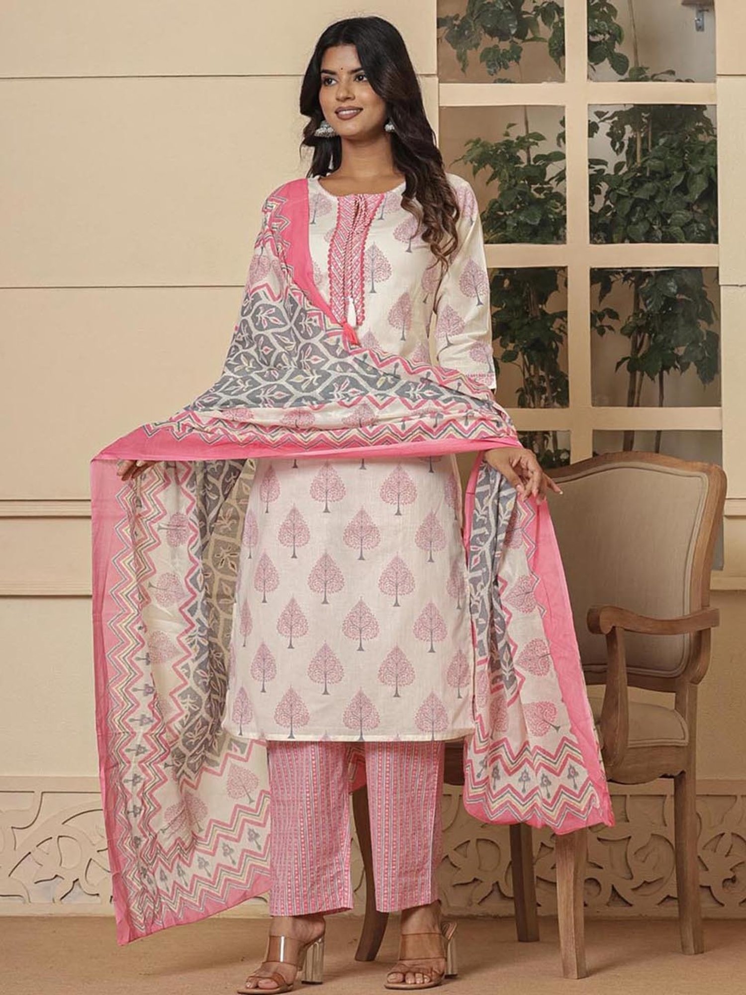 Yufta White & Pink Cotton Printed Kurta & Pant Set with Dupatta