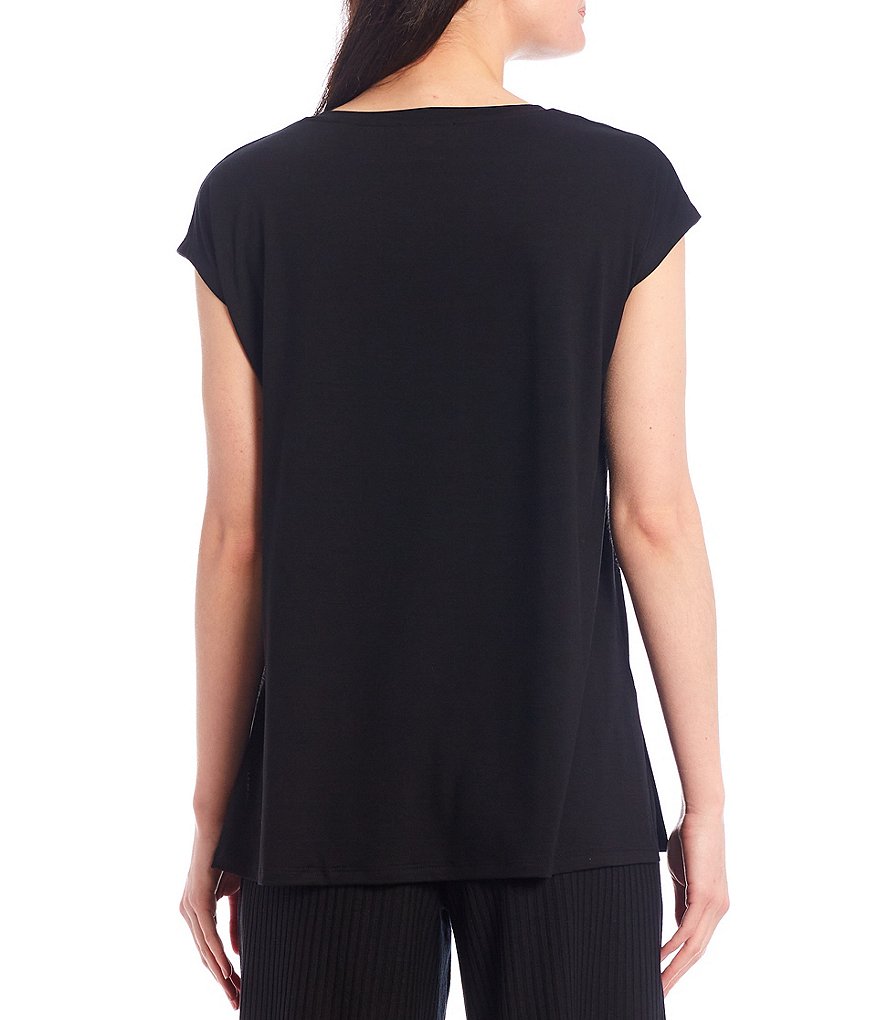 Calessa Floral Embroidered Round Neck Short Sleeve Tunic