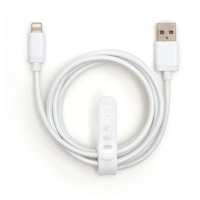 NXT Technologies Technologies 6 Ft. Lightning to USB Cable White NX54353