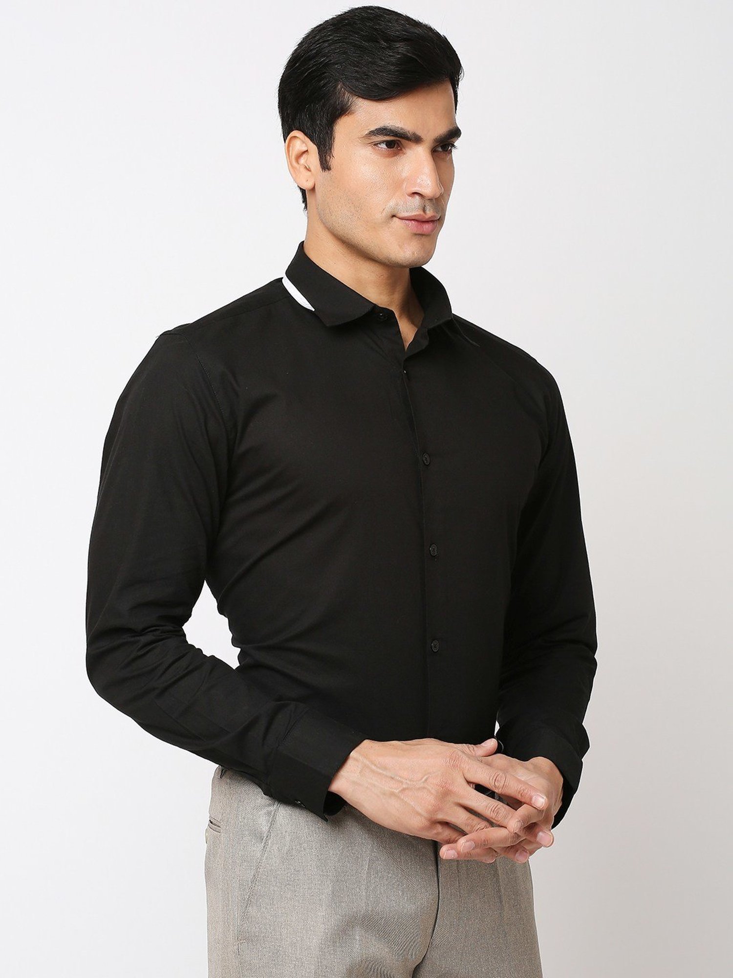 SOLEMIO Black Cotton Slim Fit Shirt