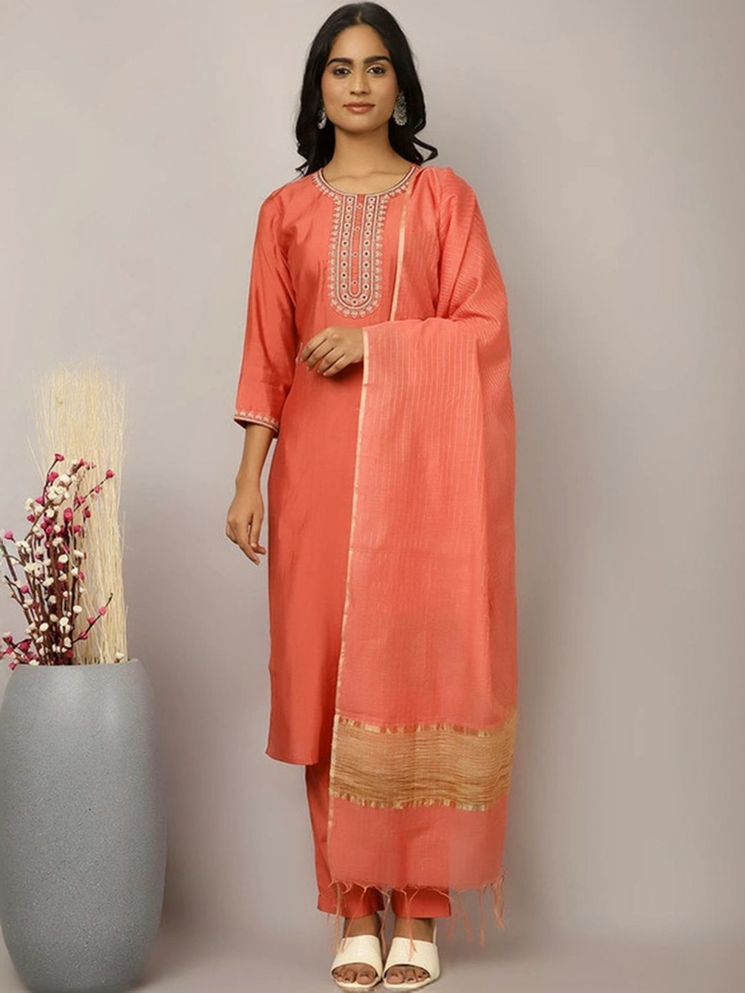Jaipur Kurti Coral Embroidered Kurta Pant Set With Dupatta