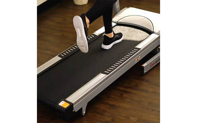 Sunny Health & Fitness Treadmill with Auto Incline