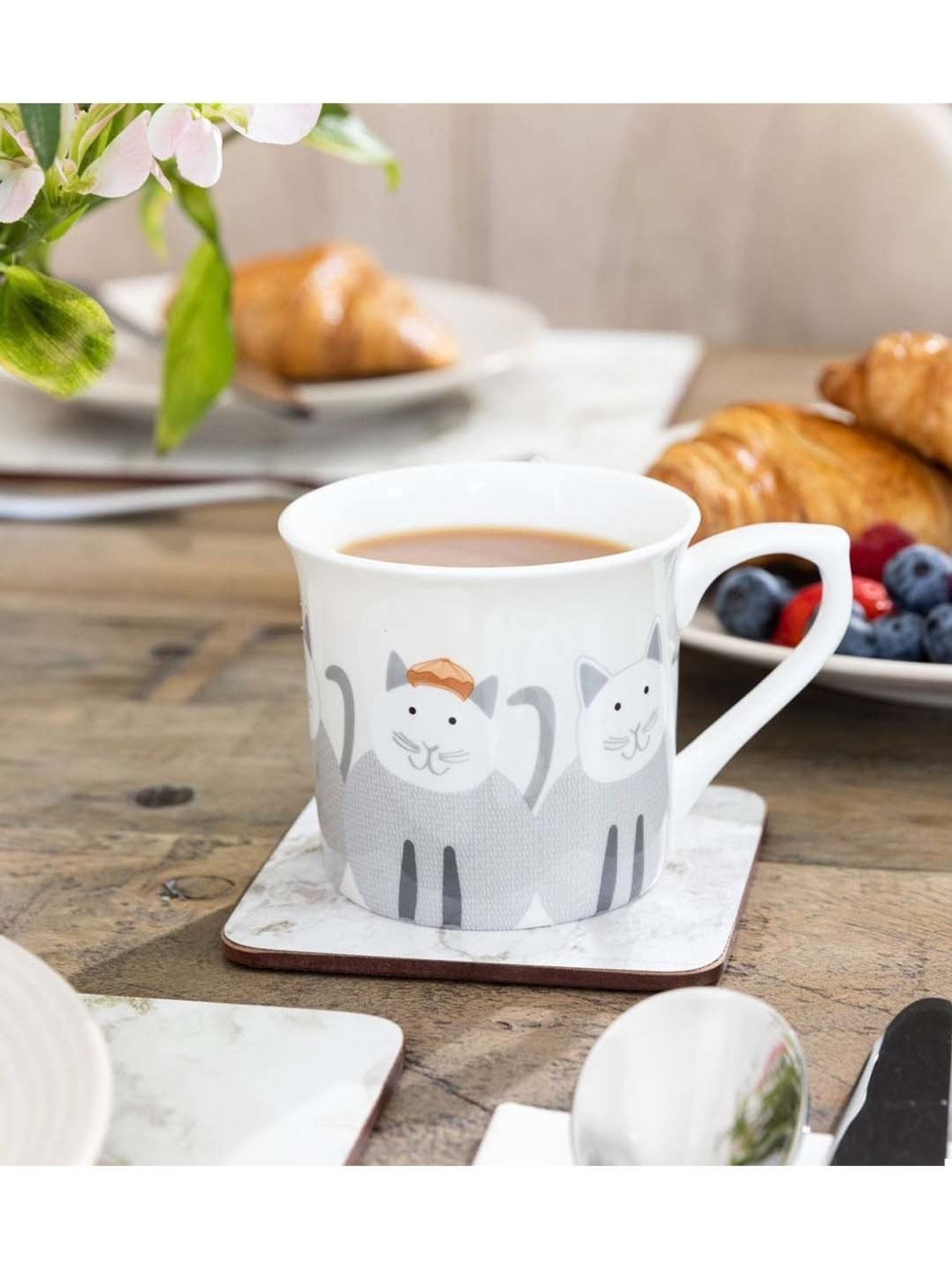 KitchenCraft White Bone China Fluted Mug (0.3 L)