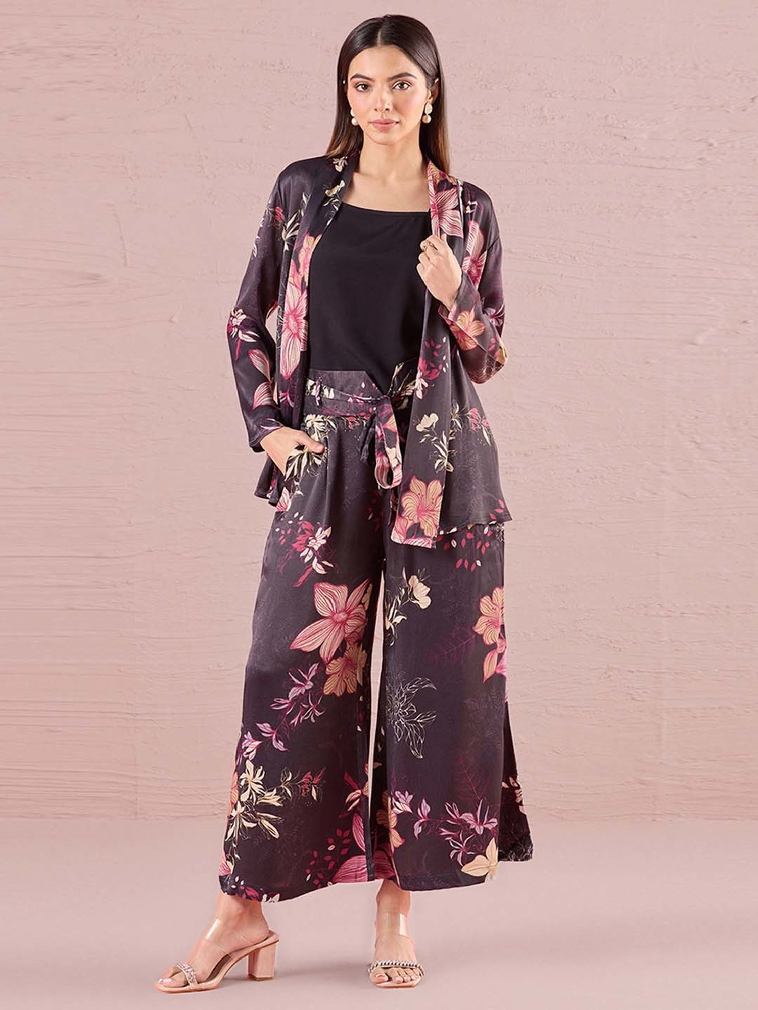 navyasa by liva Black Shrug With Pant & Camisole Set