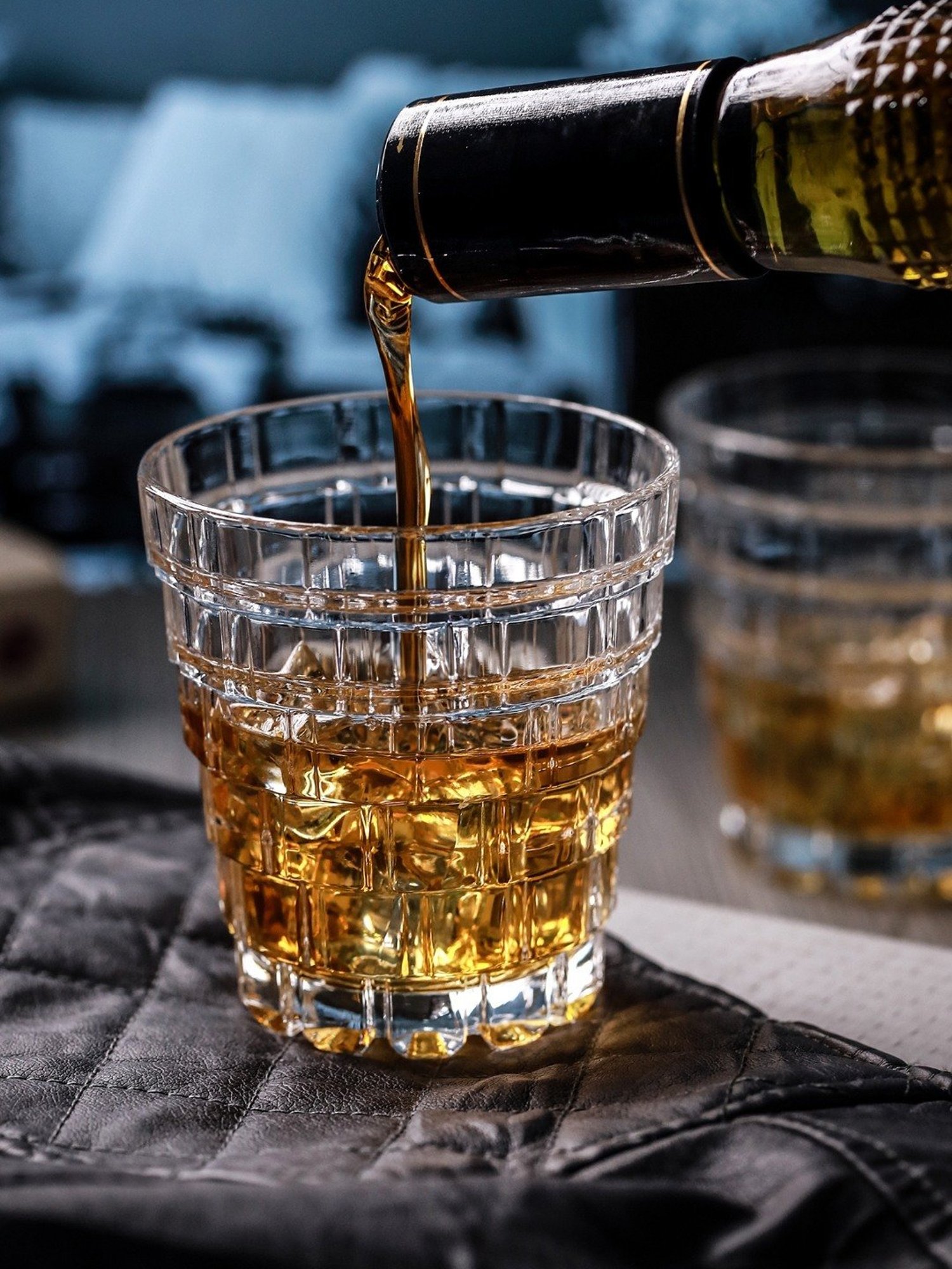 Trovea's Crystal Hellix Transparent Glass Whiskey Glass - Set of 6