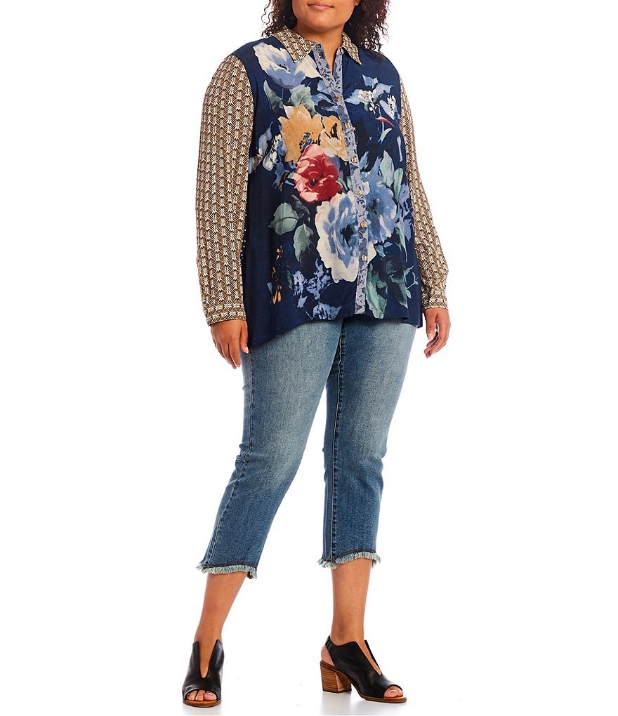 John Mark Plus Size Mixed Media Long Sleeve Floral Front Pleat Back Crepe Tunic