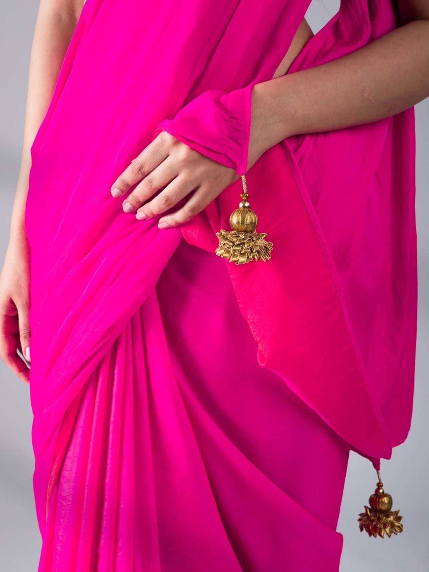 Swtantra Pink Satin Saree