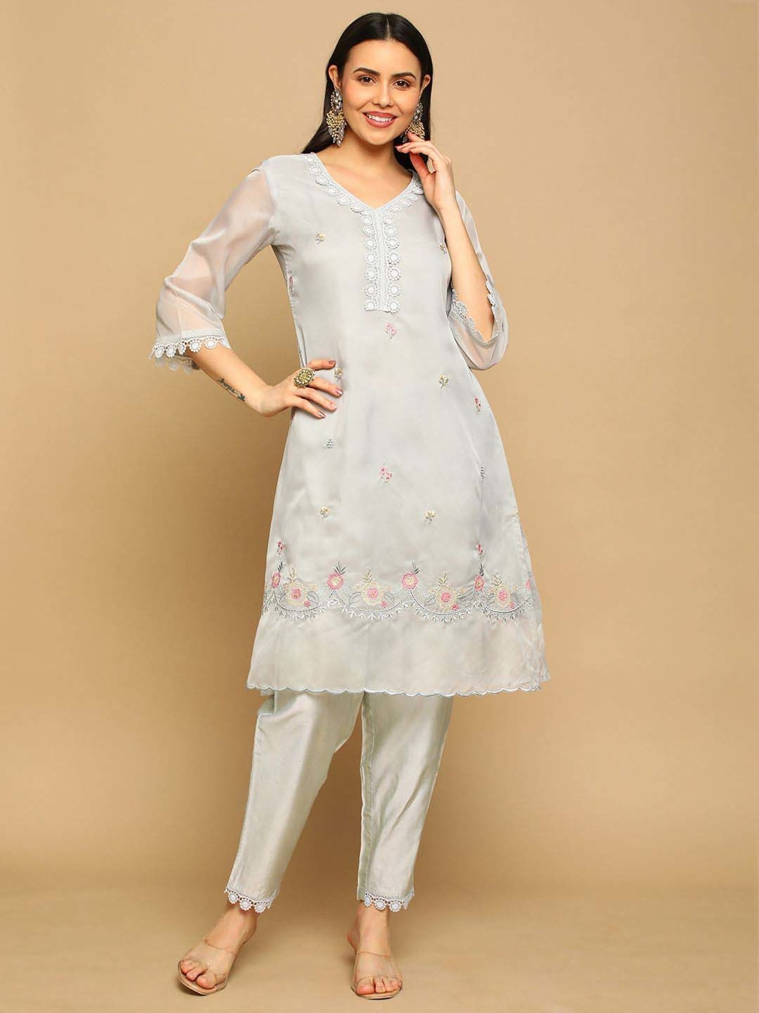 Heeposh Grey Embroidered Kurta Pant Set With Dupatta