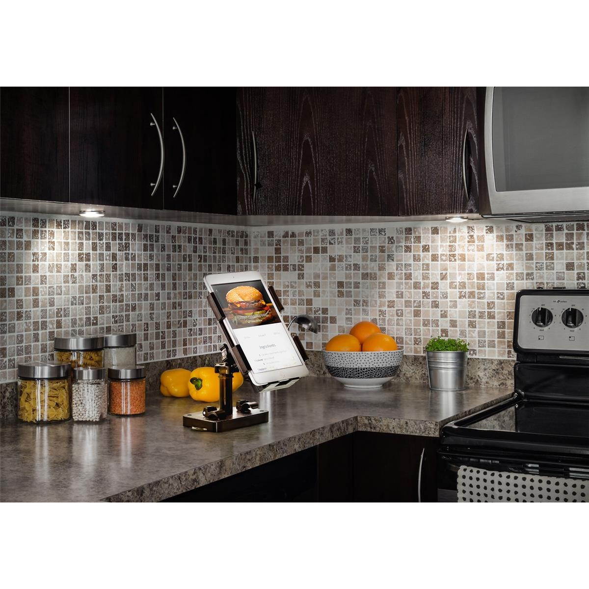 UNIVERSAL MOUNT STAND FOR