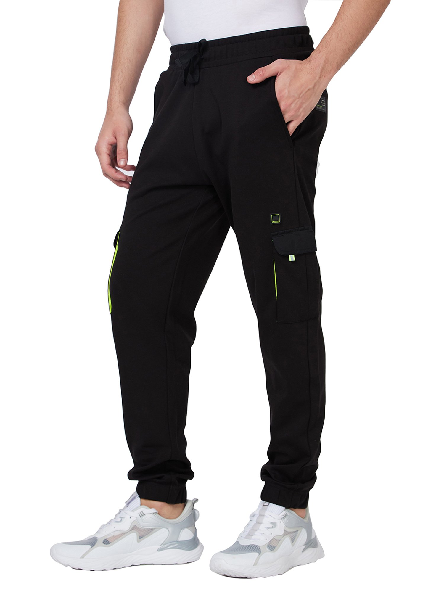 Spykar Black Regular Fit Cargo Joggers