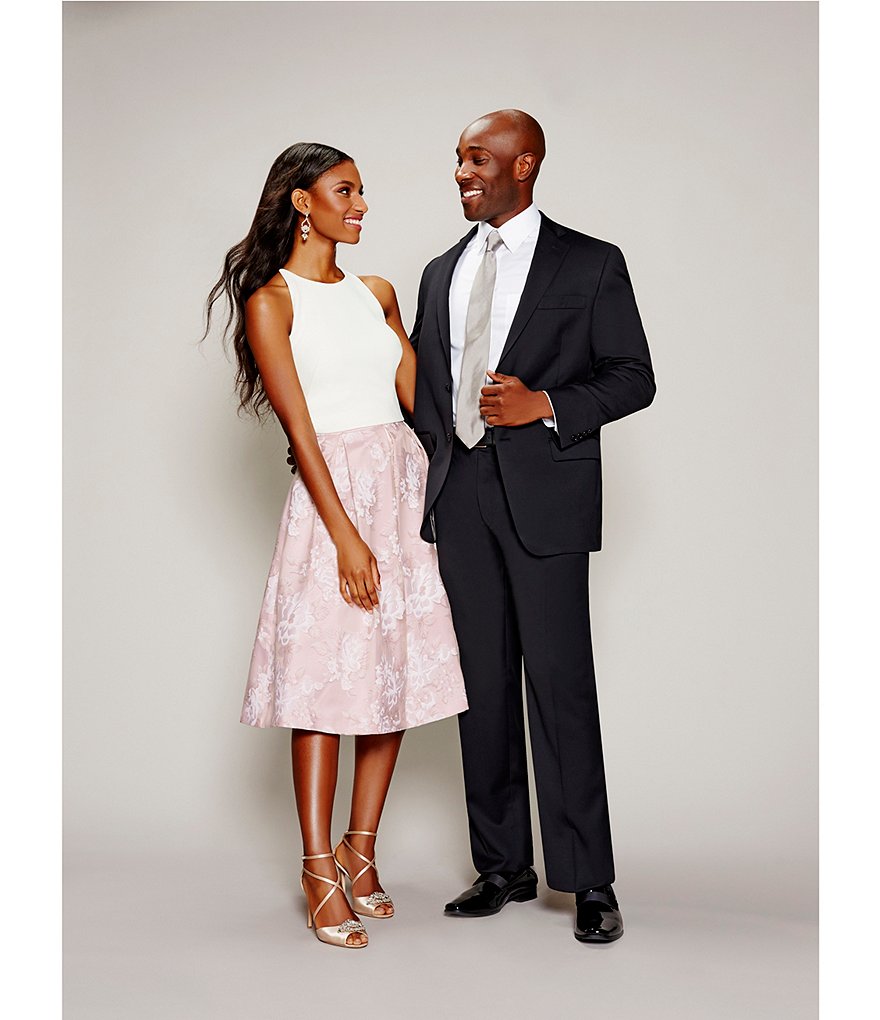 Gold Label Roundtree & Yorke Non-Iron Fitted Point-Collar Solid Dress Shirt