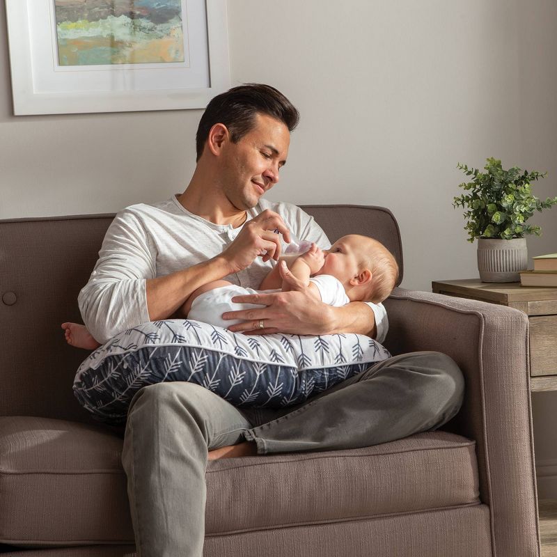 Boppy Boutique Nursing Pillow Cover - Gray Arrows