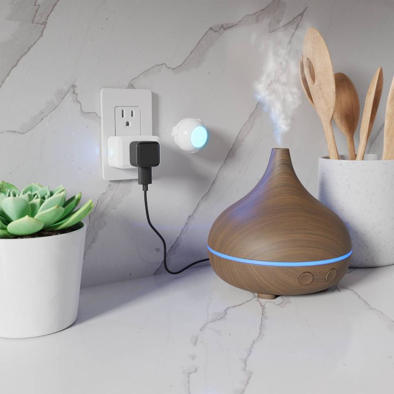 Monoprice Mini DisplayPort to HDTV Cable - 3 Feet | High Speed, DisplayPort Compliant, HDTV - Select Series