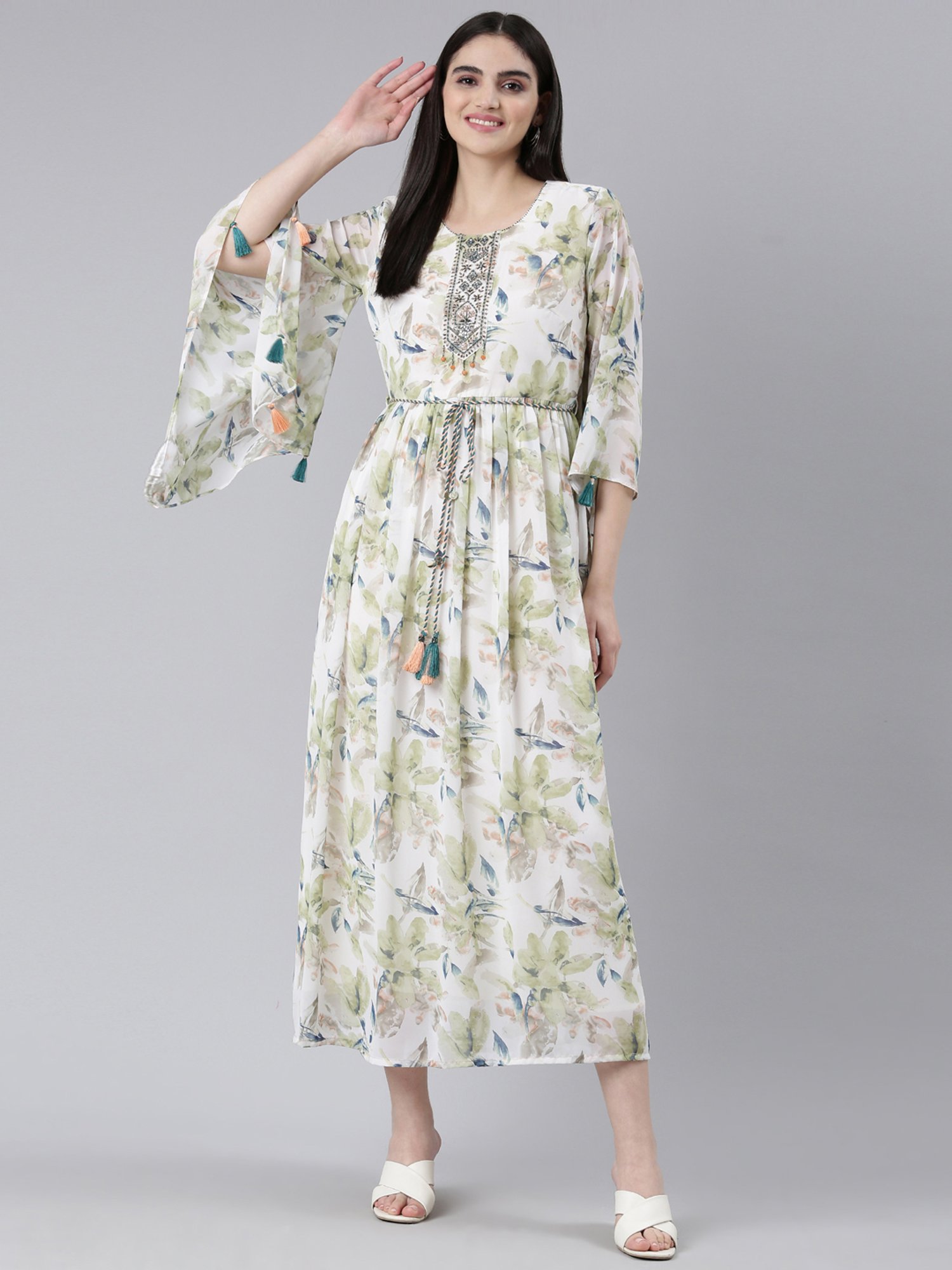 Neerus Green Floral Print A-Line Dress