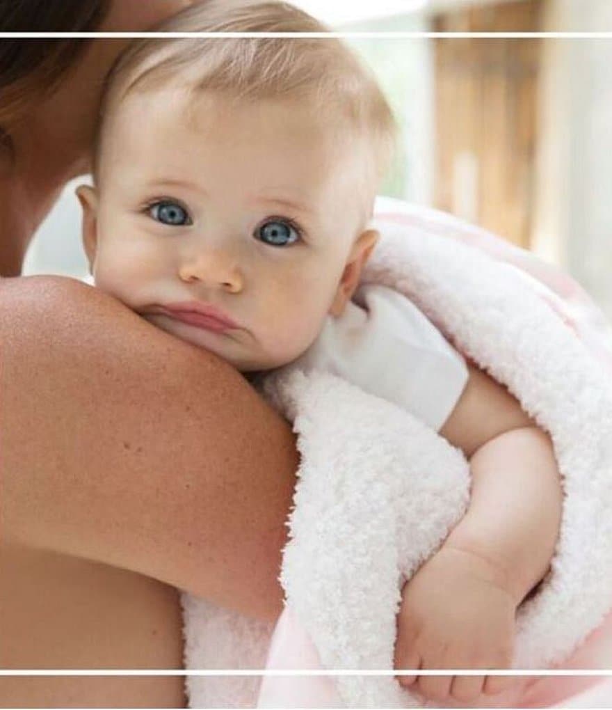 Little Giraffe Chenille Blanket