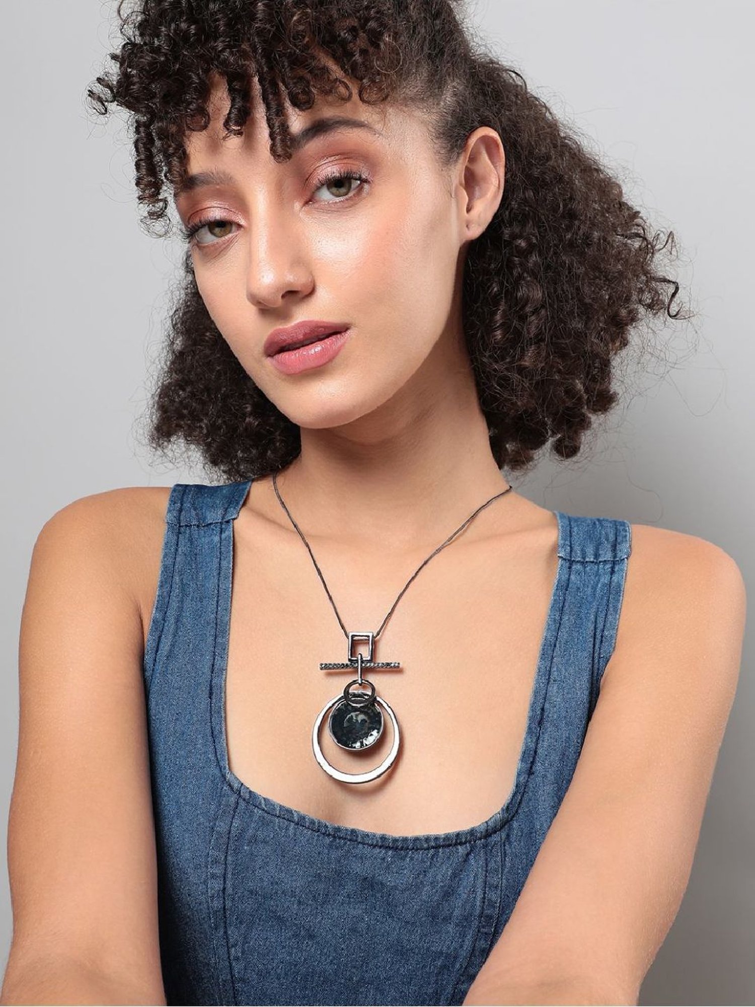 Sohi women's enigma elegance pendant chrome silver