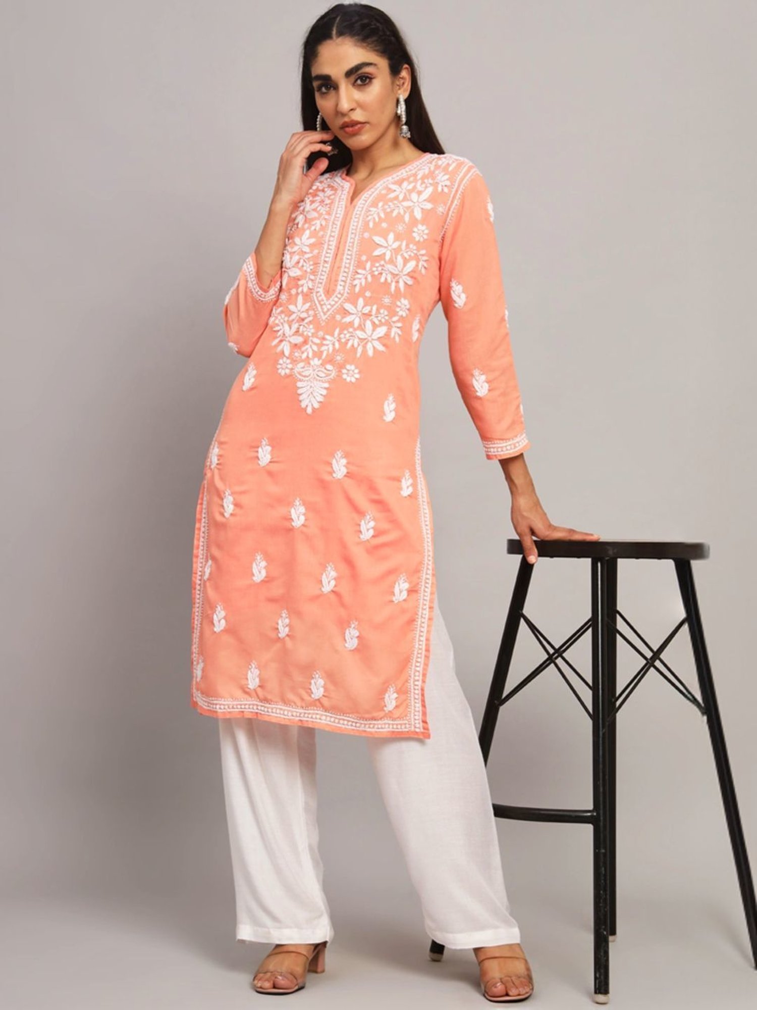 PARAMOUNT CHIKAN Peach Cotton Hand Embroidered Chikankari Straight Kurta