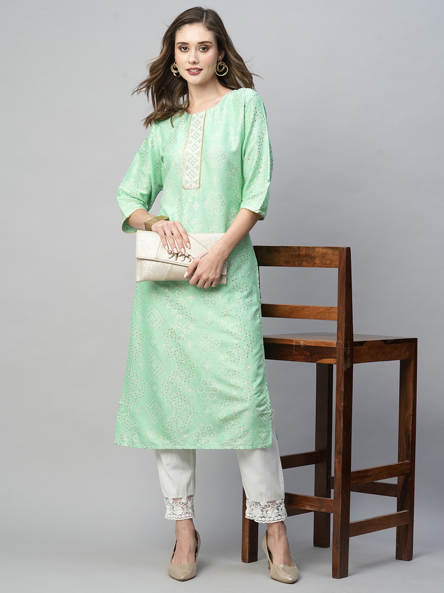 KIANA Green Printed Straight Kurta
