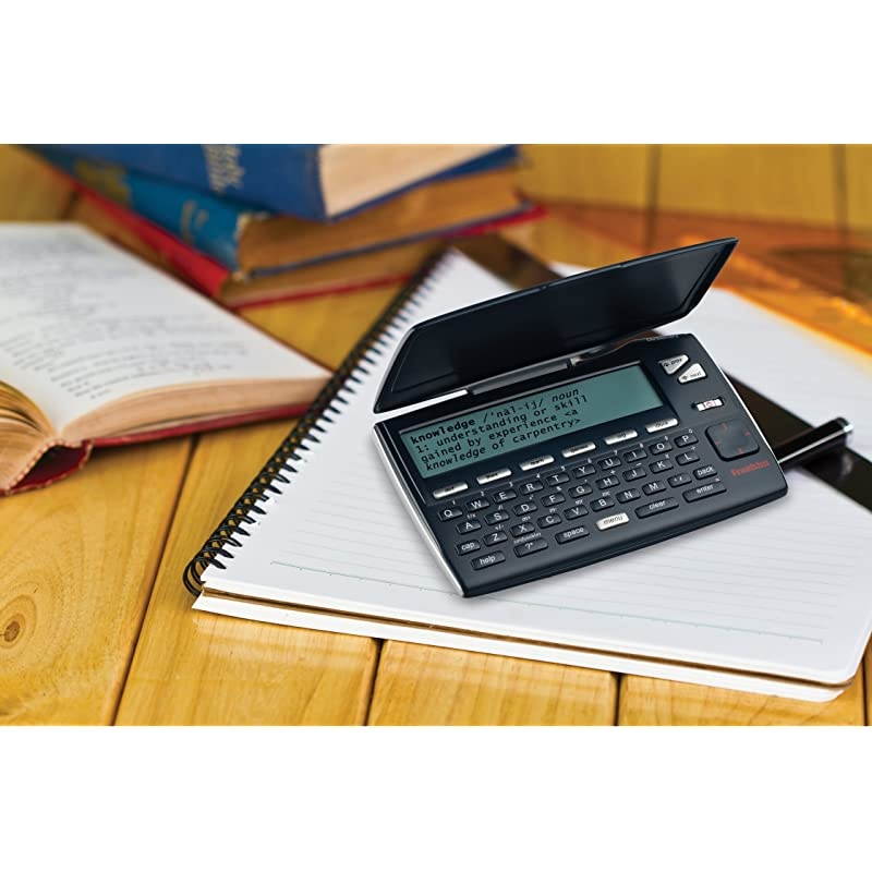 MWD465 MerriamWebsters Intermediate Dictionary Electronic Reference Device