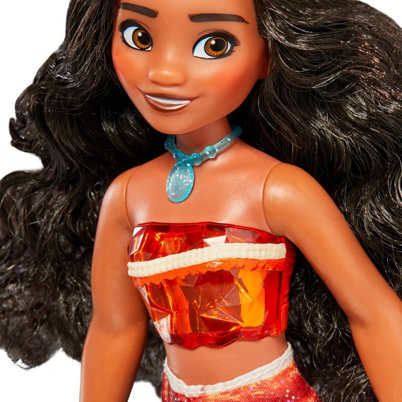 Disney Princess Royal Moana Shimmer Doll