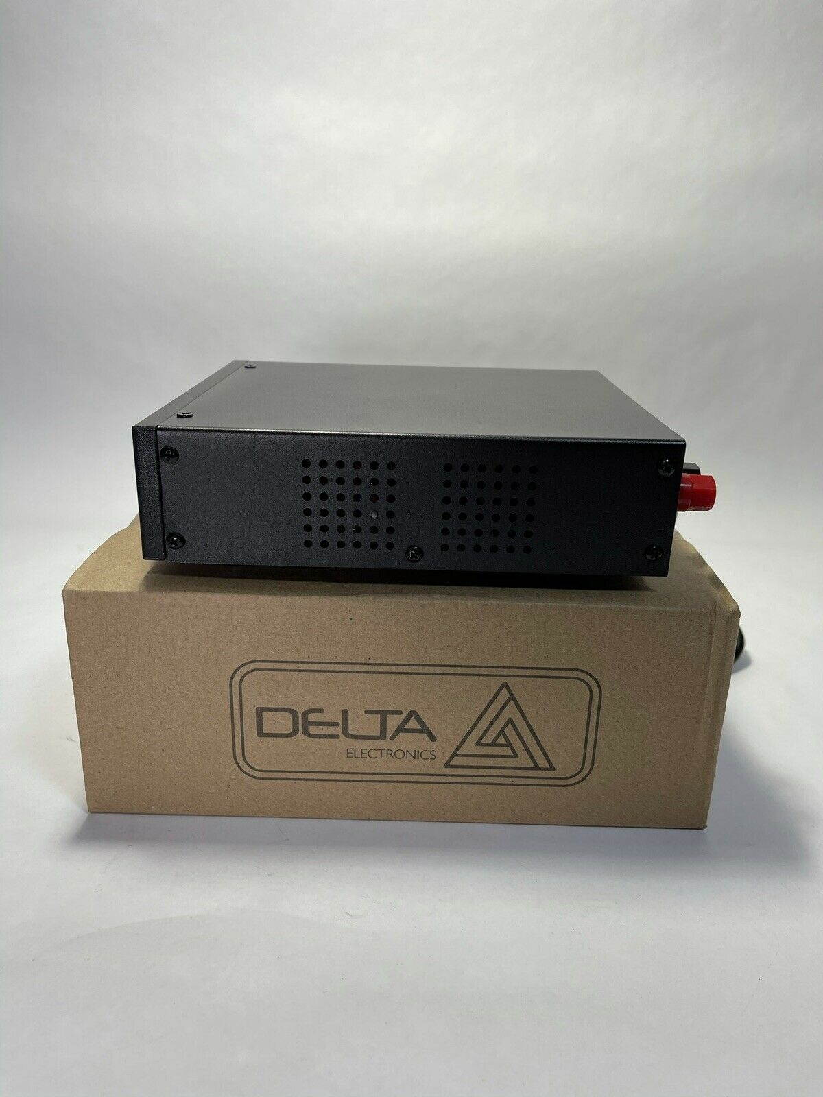 DPS14 DELTA 14 Amp AC/DC 12-13.8v Power Supply w/ USB CIG LIGHTER Ham CB Radio