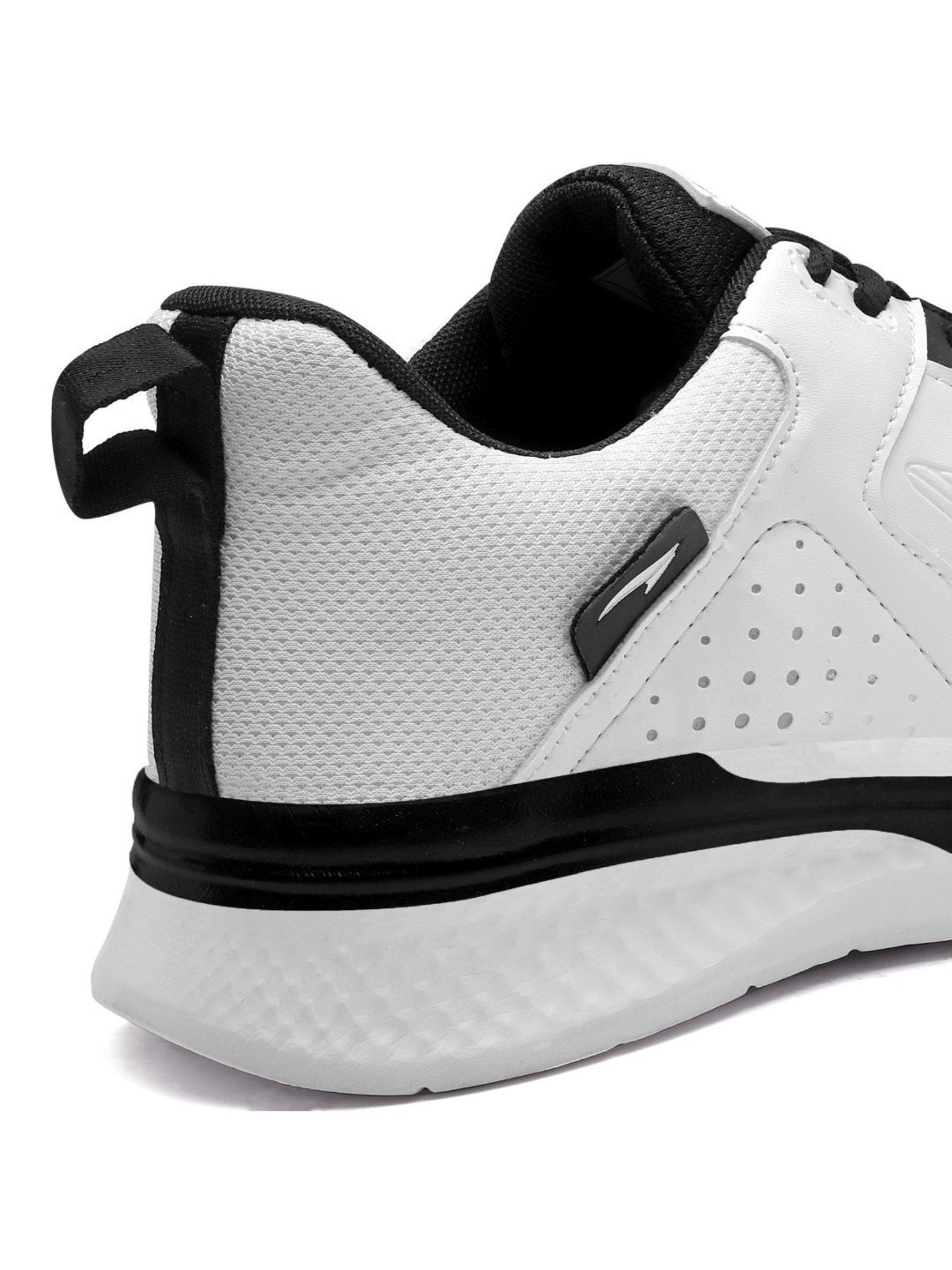 Asian Men's White Casual Sneakers