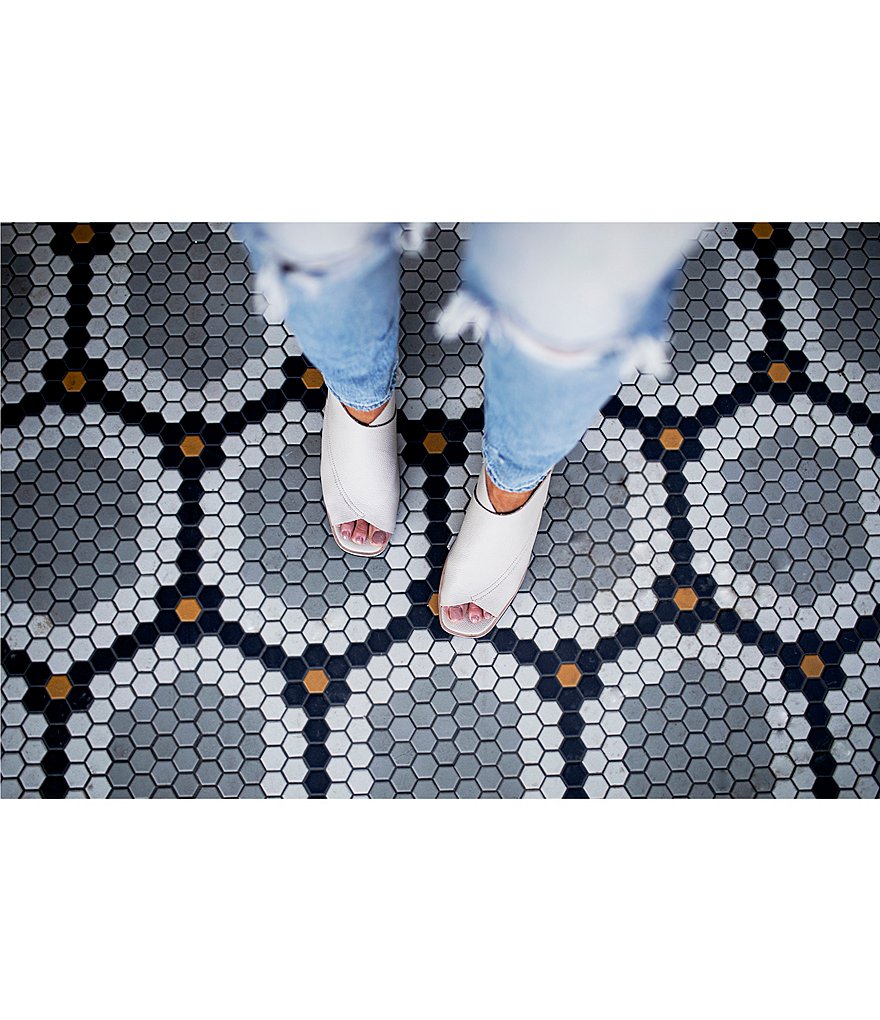 L'Amour Des Pieds Qiana Sling Block Heel Sandals