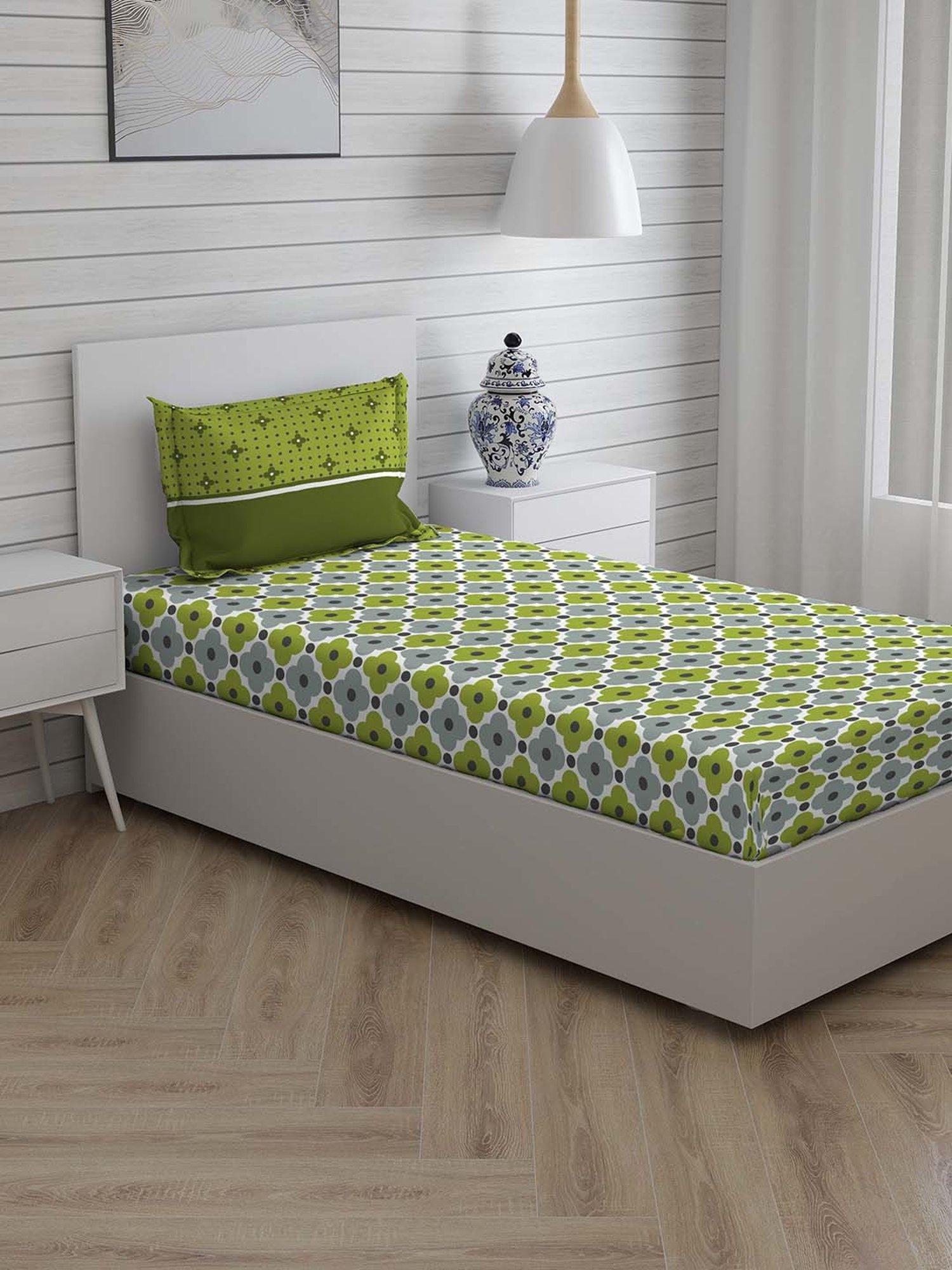 Layers Turin Green Cotton 104 TC Single Flat Bed Sheet With 1 Pillow Cover