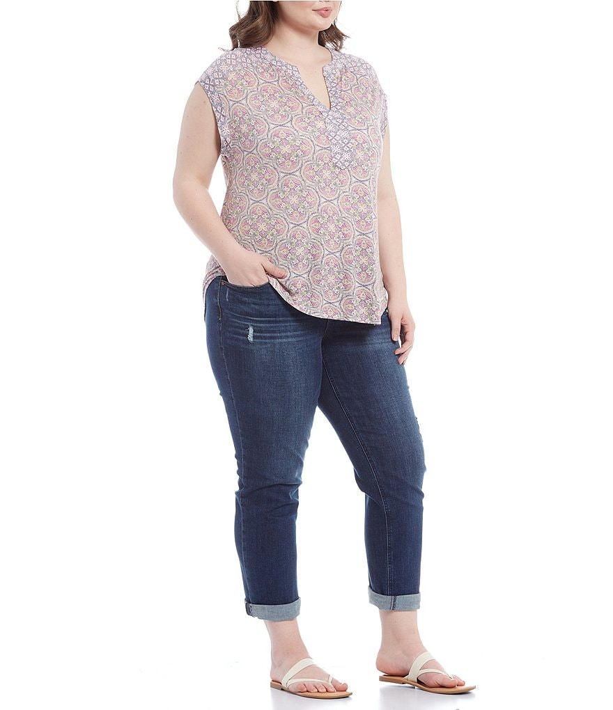 Democracy Plus Size Twin Print Extended Cap Sleeve Front Placket Knit Top