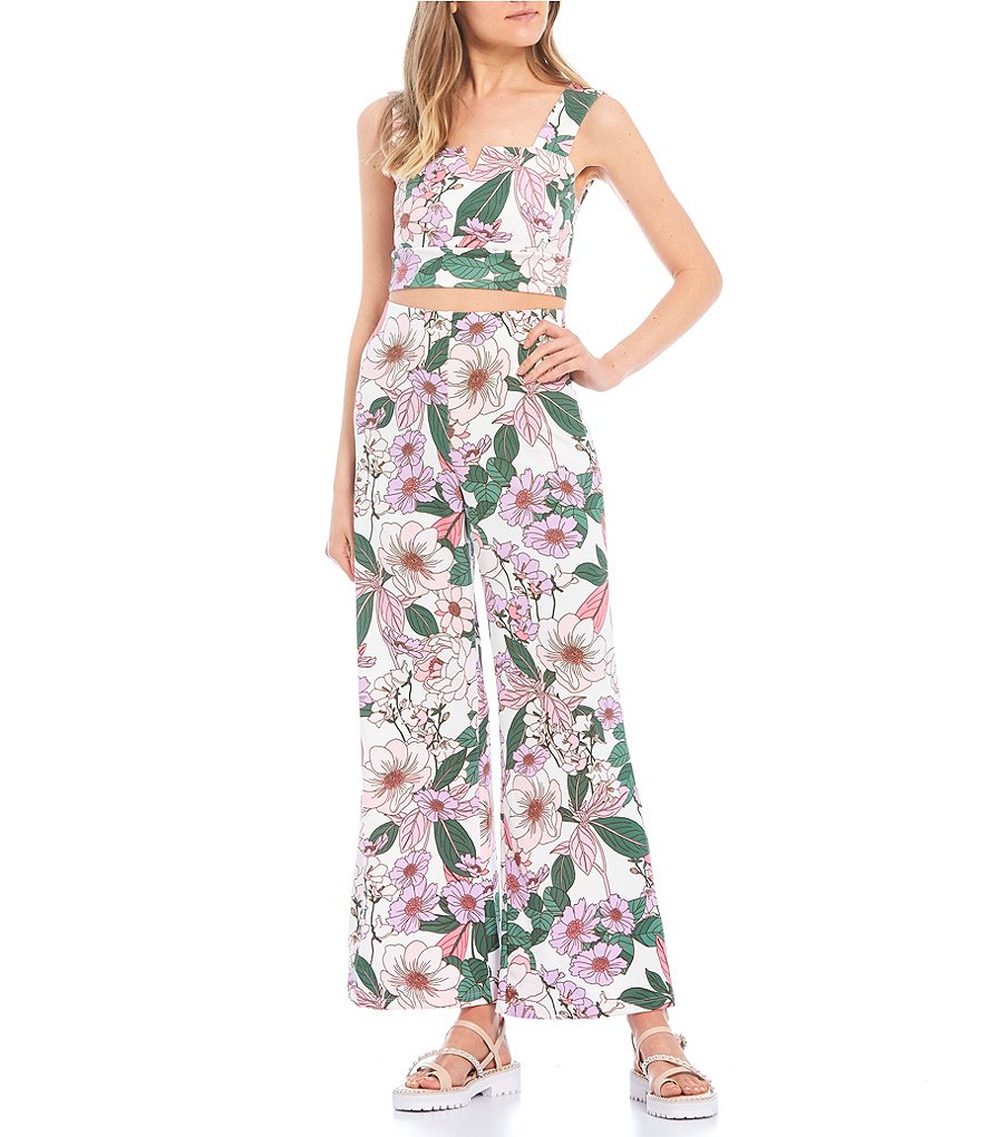 Evolutionary Coordinating Sleeveless Floral Cropped Top