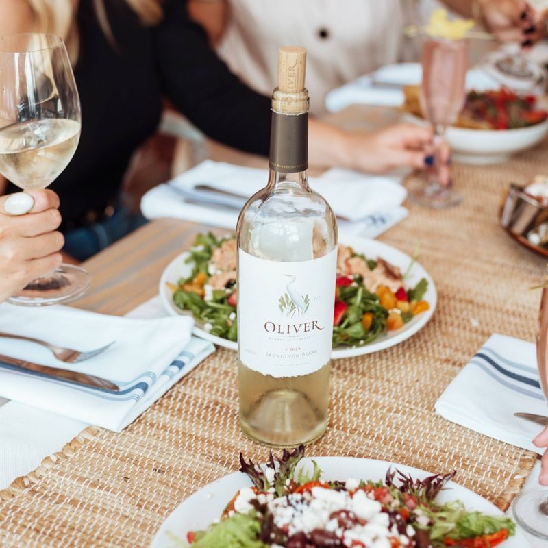 Oliver Sauvignon Blanc White Wine - 750ml Bottle