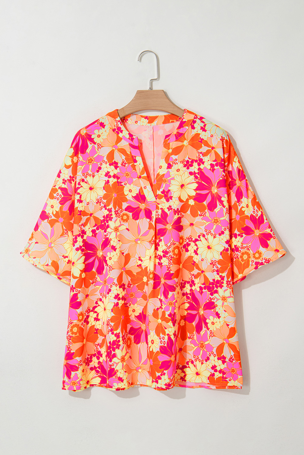 Rose Leopard Print V Neck Plus Size Tee