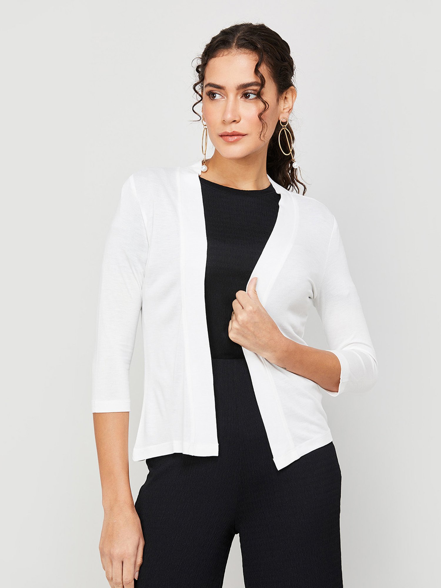 Code by Lifestyle White Regular Fit Shrug