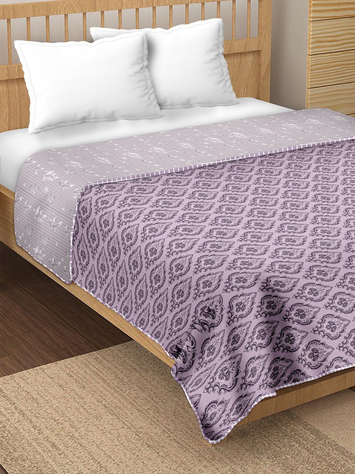 BELLA CASA Finland Printed Grey & Purple 180 TC Cotton King Reversible AC Dohar