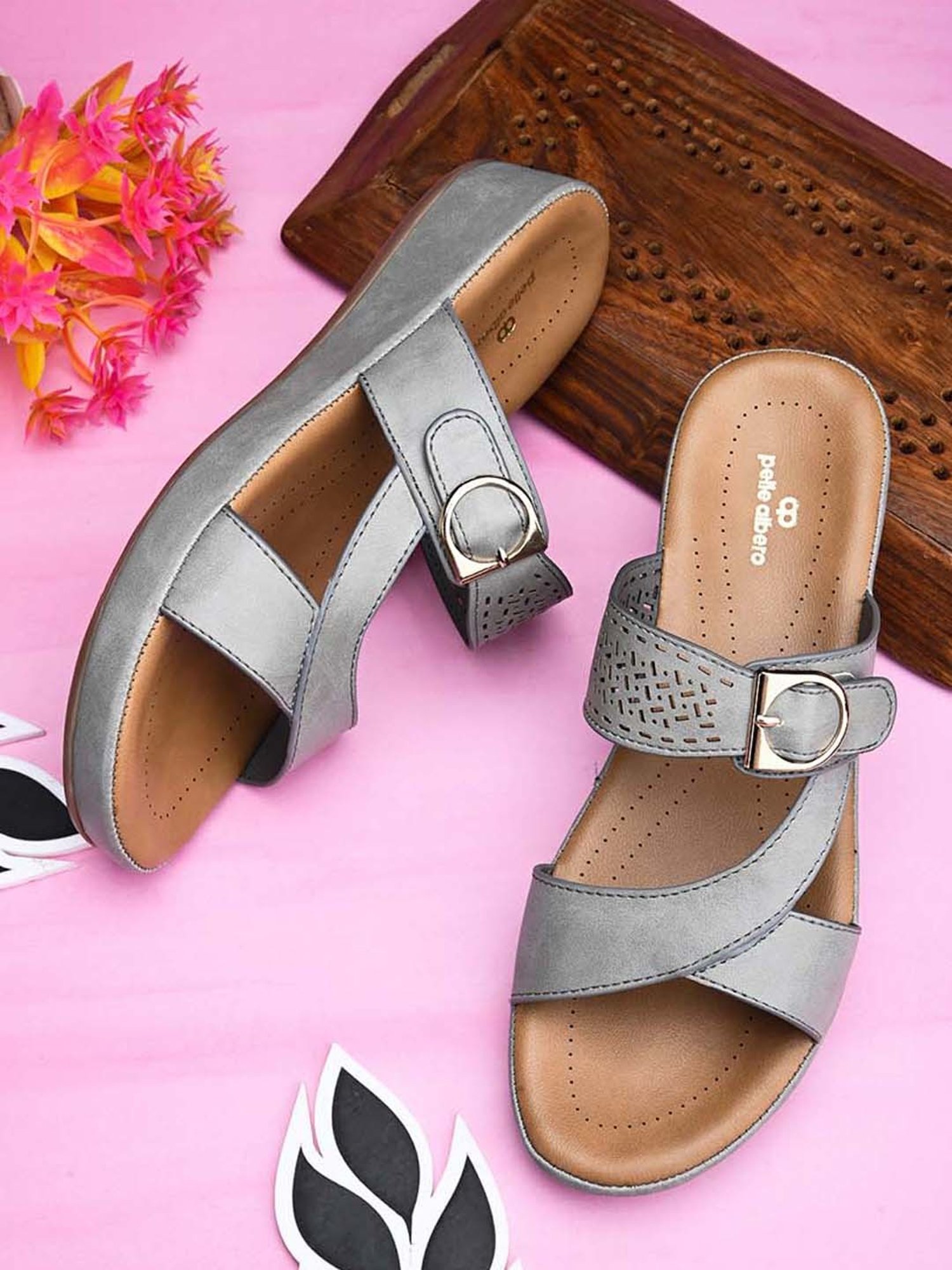 Pelle Albero Women's Grey Casual Wedges