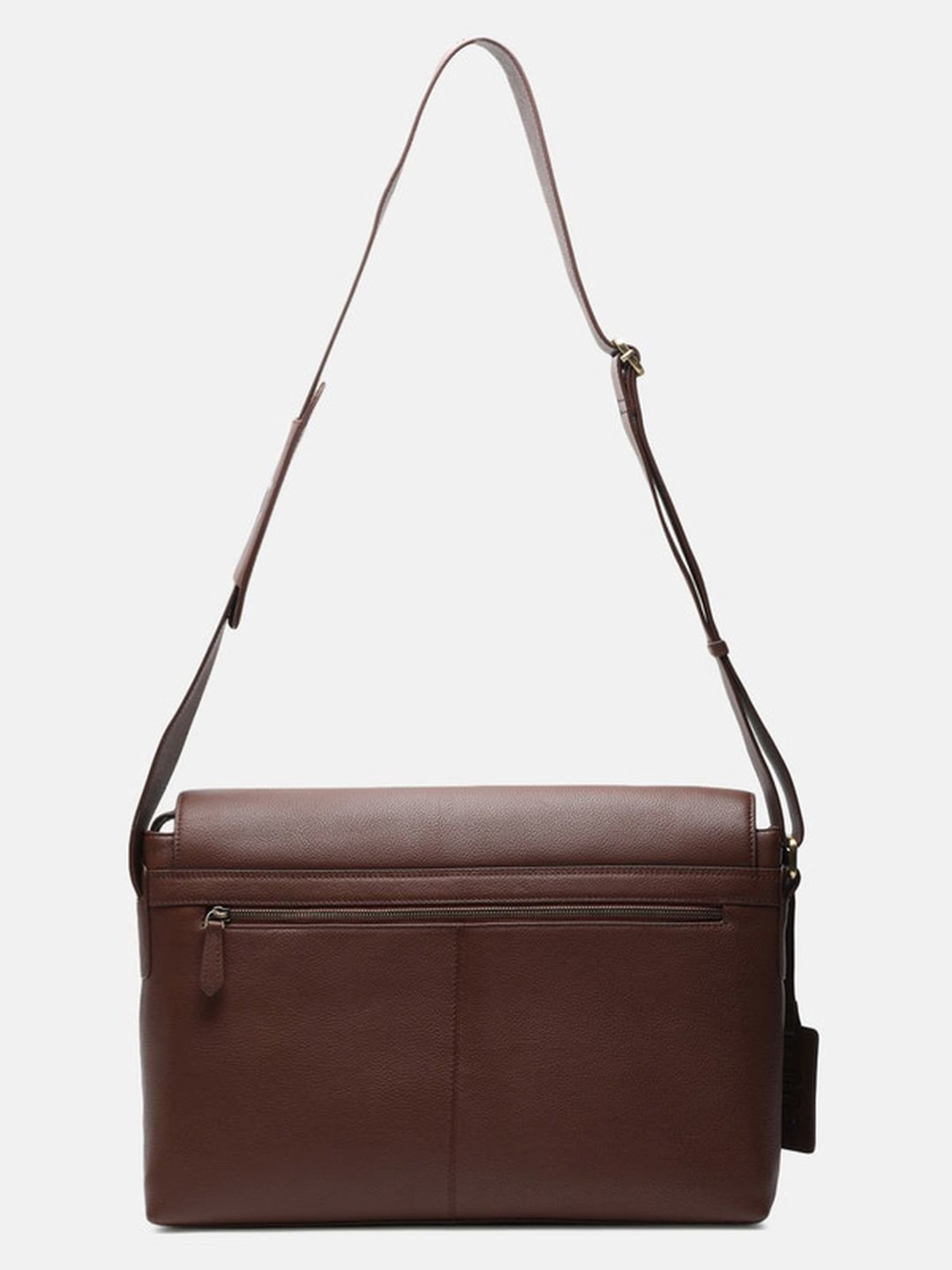 BAGATT Novara Magnet Leather Solid Laptop Messenger Bag