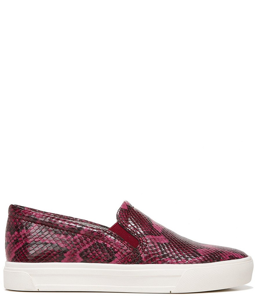 Trotters Kiera Suede Kitten Heel Pumps