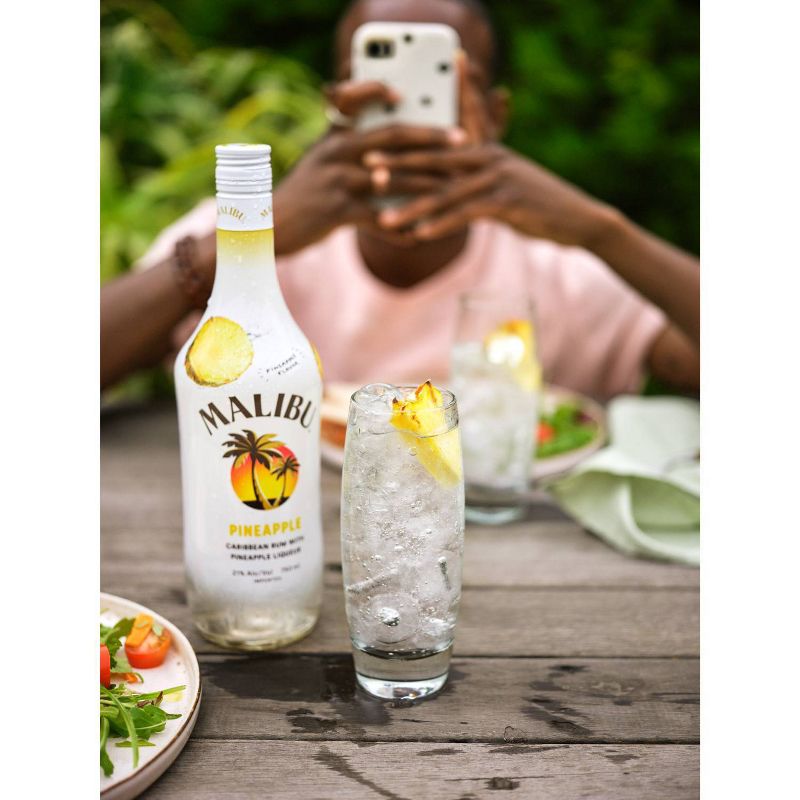 Malibu Pineapple Rum - 750ml Bottle