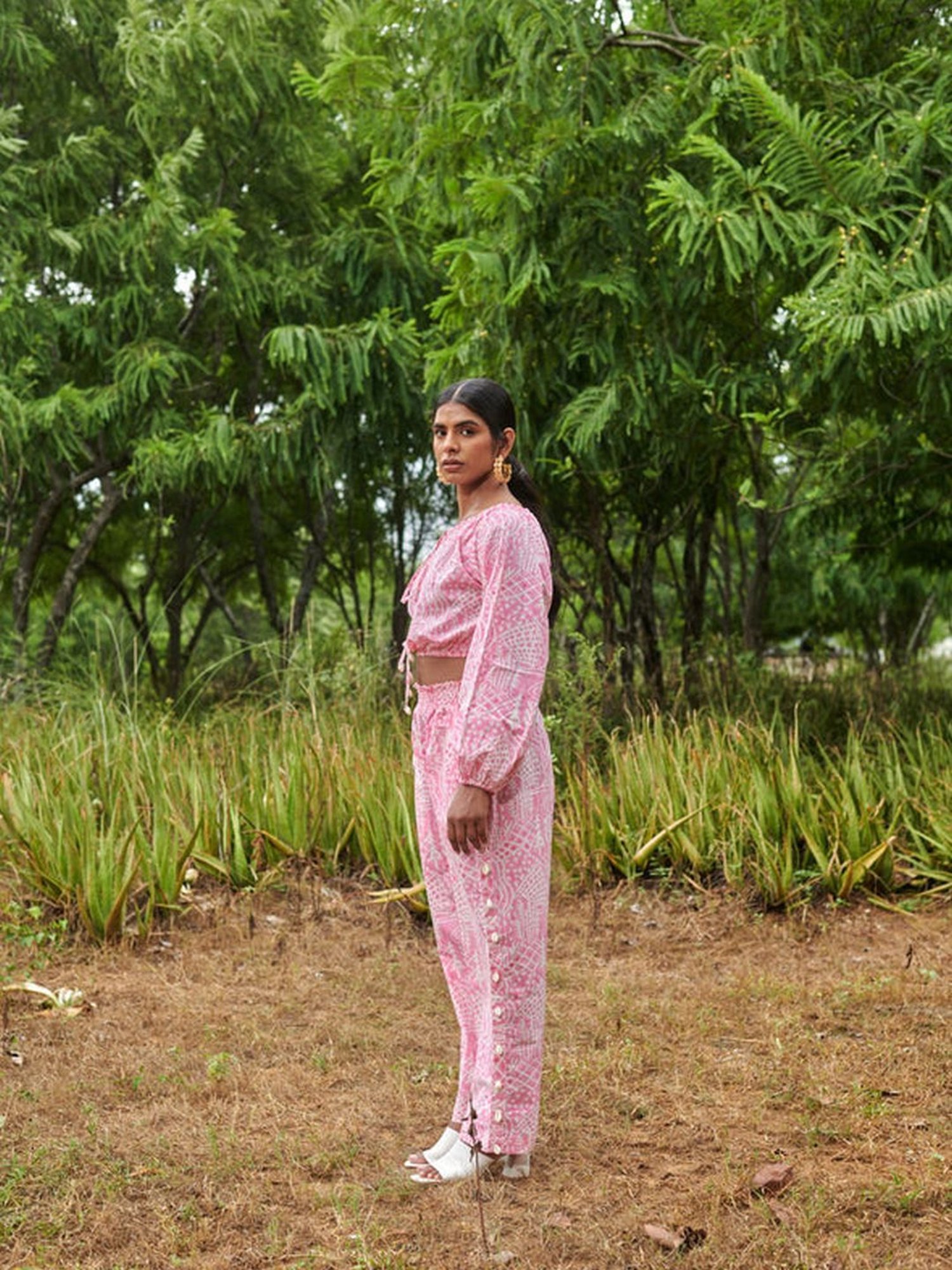 Khajoor Studio Pink & White Sundaze Meadow Brunch Time Top & Pant Co-ord Set