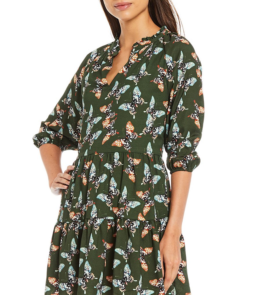 Adelyn Rae Printed Sateen 3/4 Sleeve V-Neck Tiered Trapeze Mini Dress
