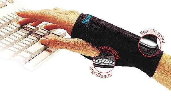 IMAK A20126B SmartGlove Wrist Wrap, Medium, Black