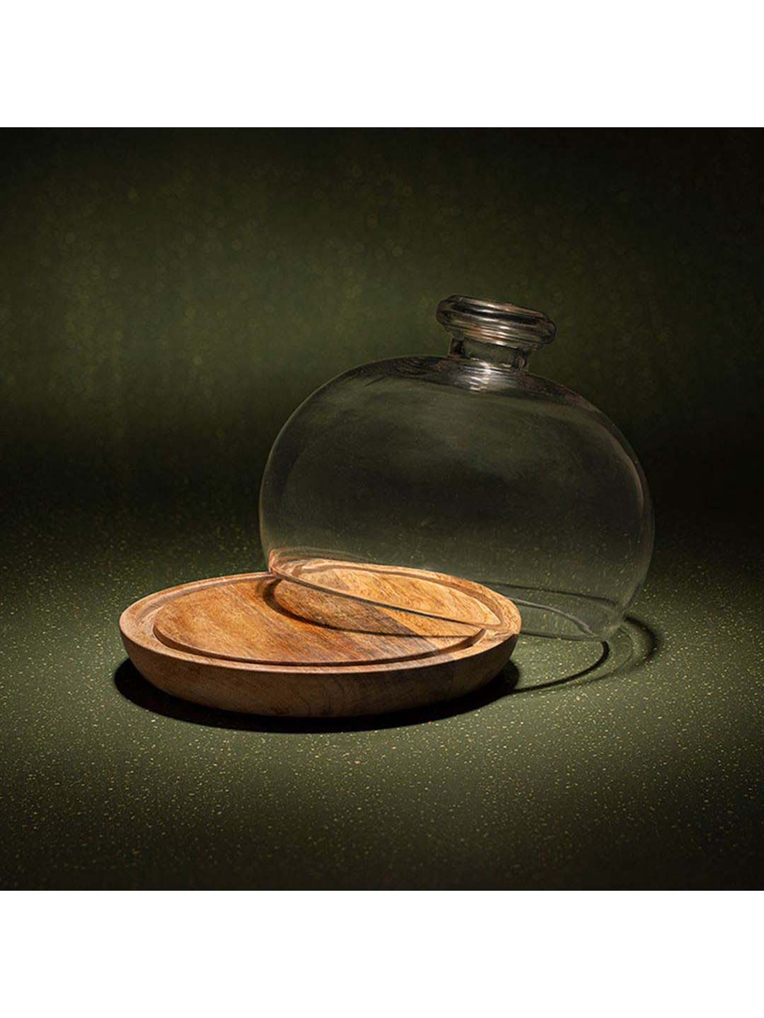 ellementry Goblet Transparent Glass Cloche with Base - Set of 1