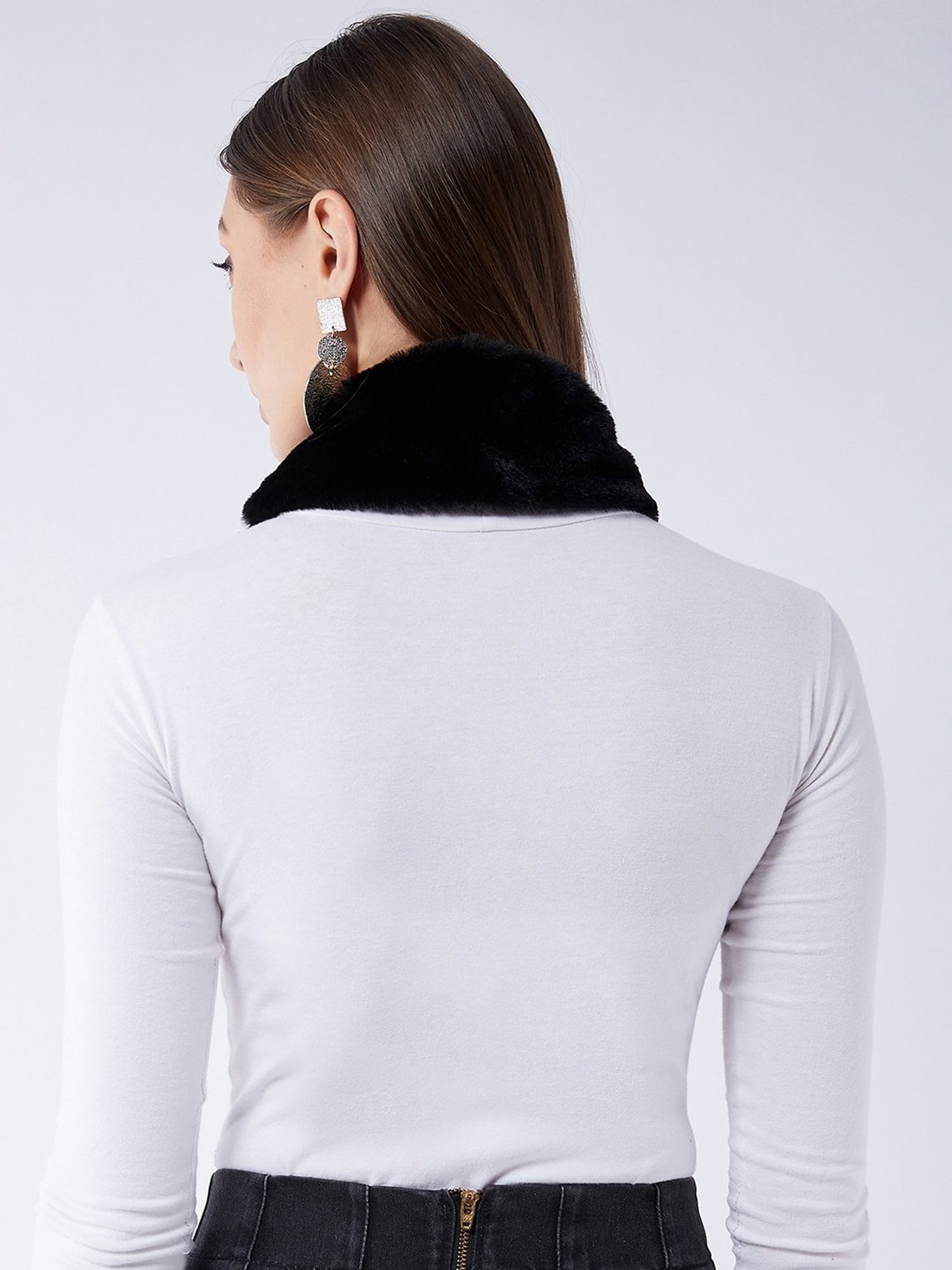 Inweave Black Plain Neckpiece