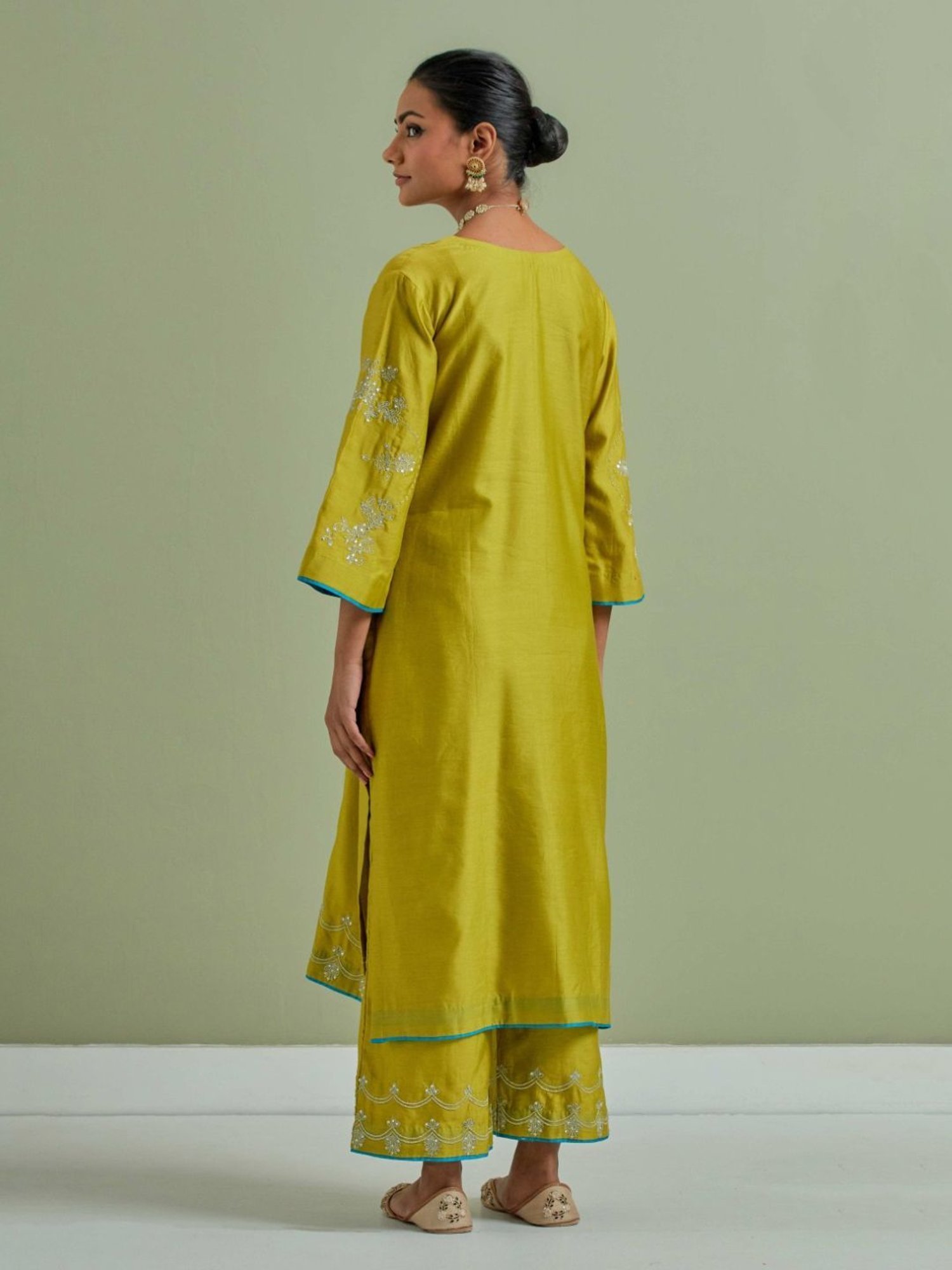 Priya Chaudhary Lime Green Qainat Embroidered Chanderi Silk Kurta
