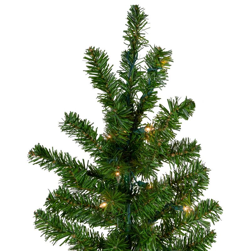 Northlight 7.5' Prelit Artificial Christmas Tree Canadian Pine - Clear Lights