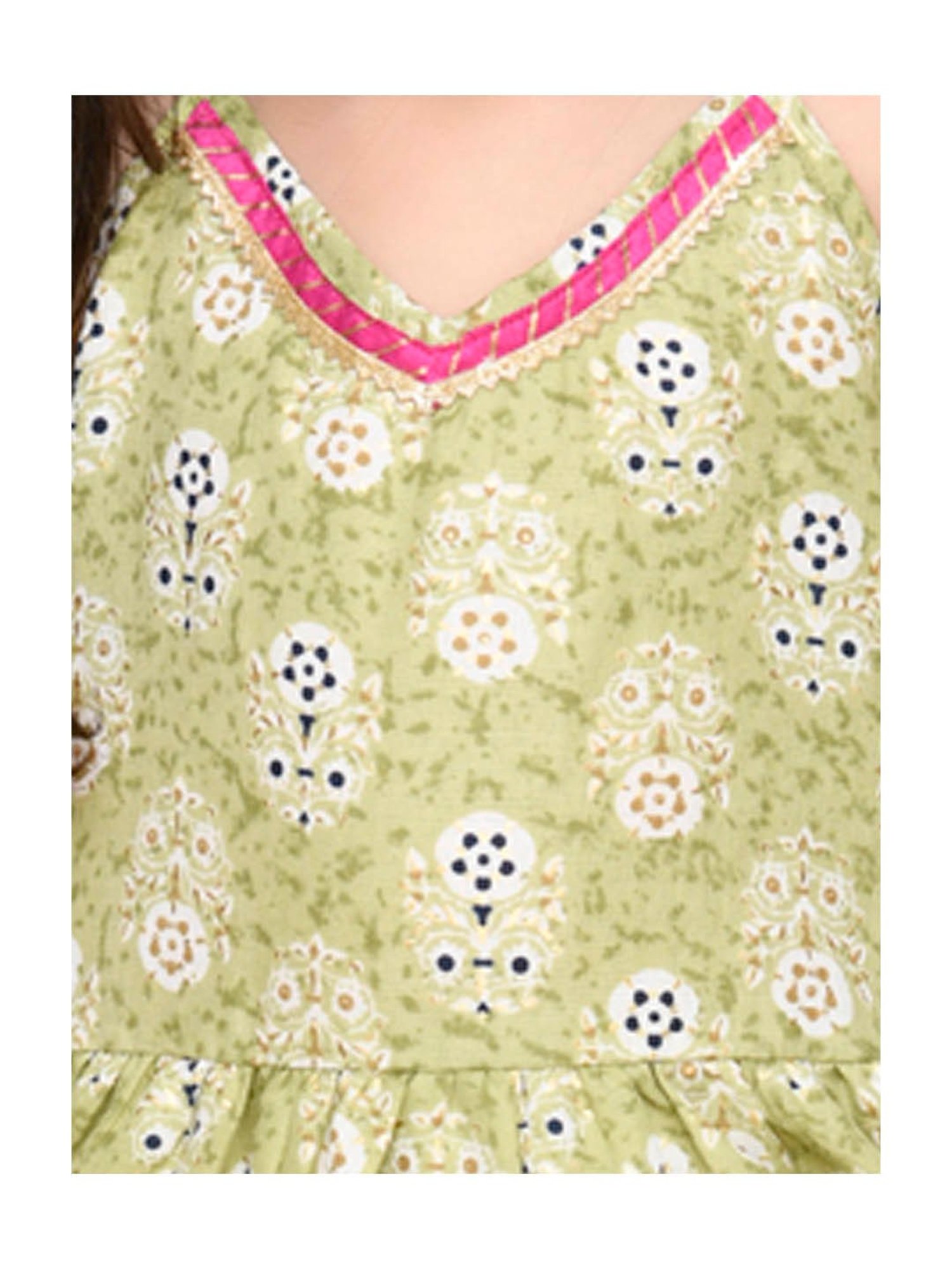 Saka Designs Kids Green & Pink Printed Kurta with Salwar