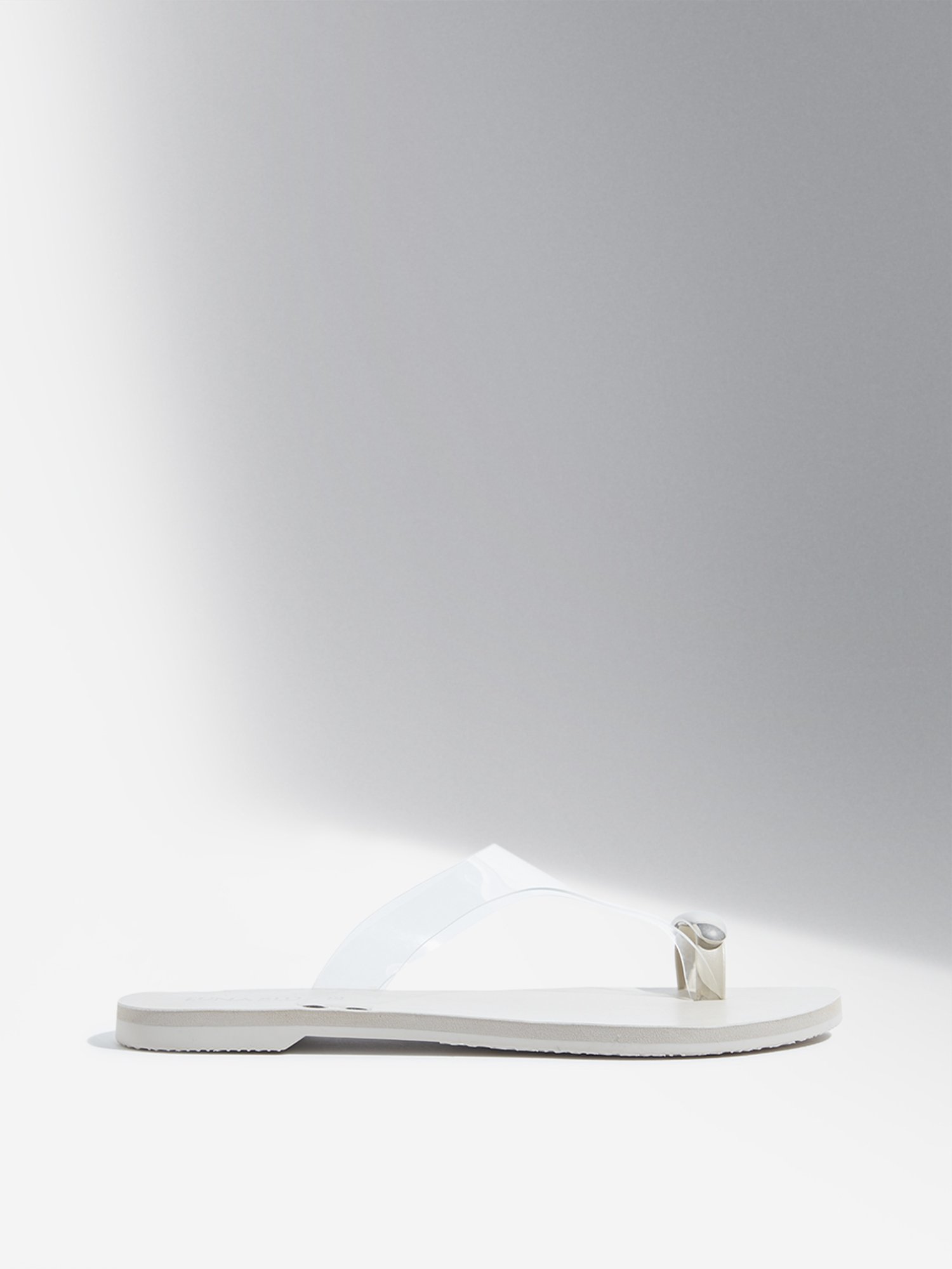LUNA BLU by Westside Ivory Vinyl Strap Toe-Ring Slides
